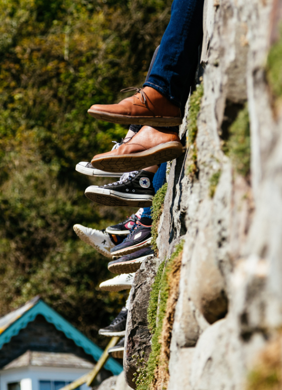https://lightwelllearning.ca/wp-content/uploads/2023/05/feet-dangling.png